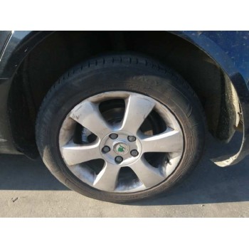 skoda octavia combi (1z5) del año 2010