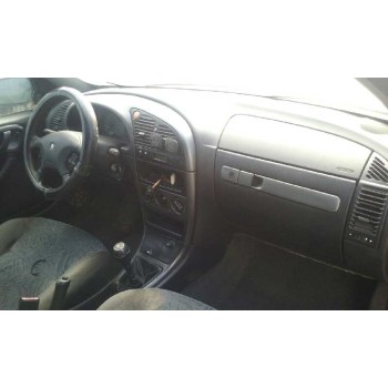 citroën xsara berlina del año 1999