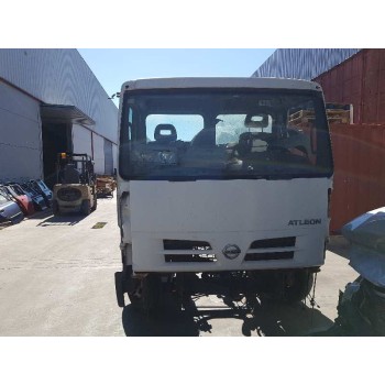 nissan atleon del año 2005