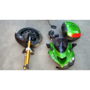 kawasaki zzr 1400 del año 2015