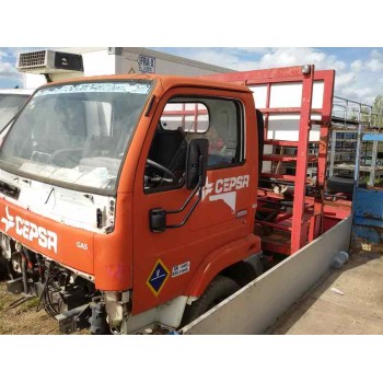 nissan cabstar e del año 2000