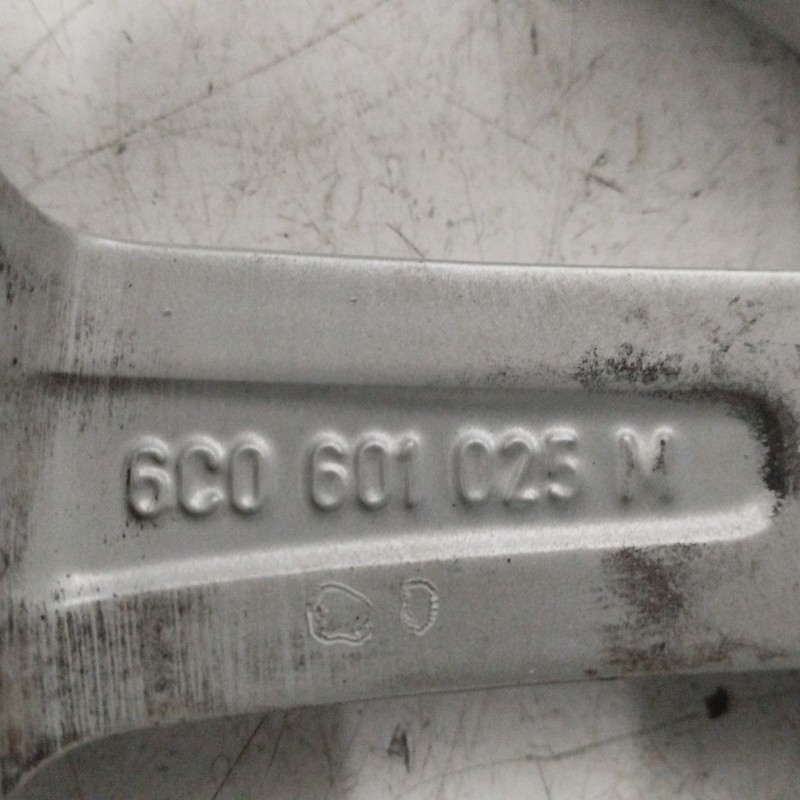 LLANTA 6JX15H2 ET40 5H 5X100