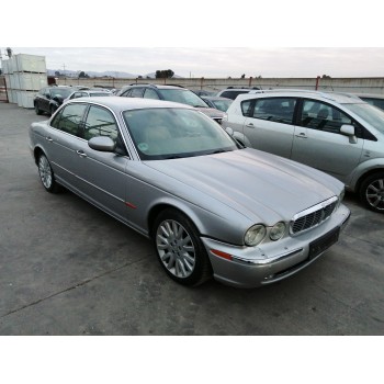 jaguar xj del año 2003