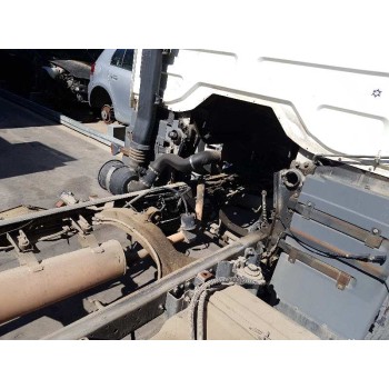 nissan atleon del año 2005