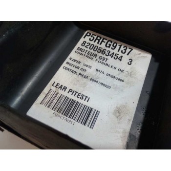 Recambio de caja reles / fusibles para renault espace iv (jk0) expression referencia OEM IAM 8200563454  8200210898