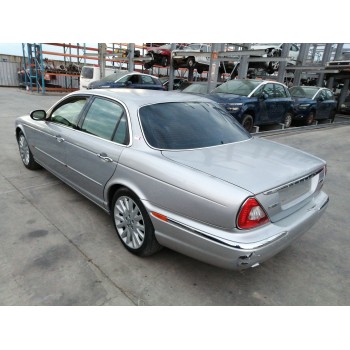 jaguar xj del año 2003
