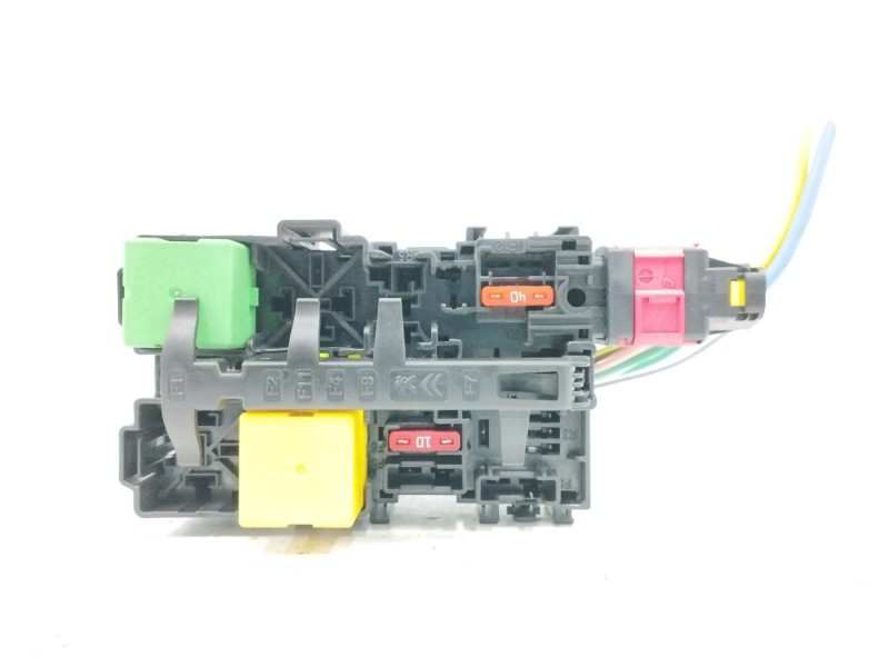 Recambio de caja reles / fusibles para peugeot expert furgón v 1.5 bluehdi 120 referencia OEM IAM 9806192580 Recambio de caja reles / fusibles para peugeot expert furgón v 1.5 bluehdi 120 referencia OEM IAM 9806192580