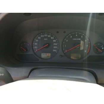 volvo s40 berlina del año 2003