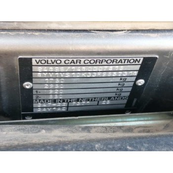 volvo s40 berlina del año 2003