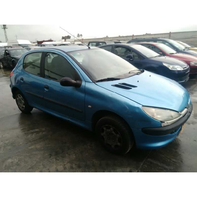 peugeot 206 berlina del año 2000