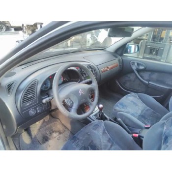 citroën xsara berlina del año 2001