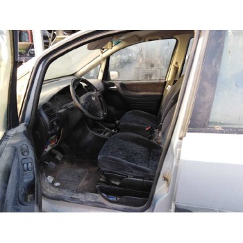 opel zafira a del año 1999