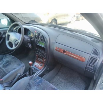 citroën xsara berlina del año 2001