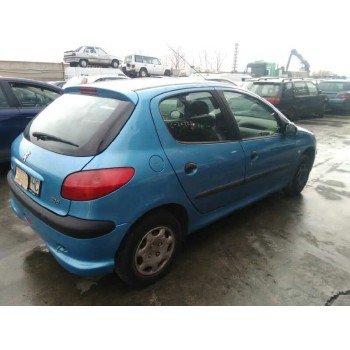 peugeot 206 berlina del año 2000