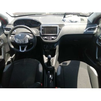 peugeot 208 del año 2014