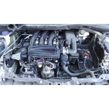 peugeot 208 del año 2015