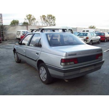 peugeot 405 berlina del año 1950