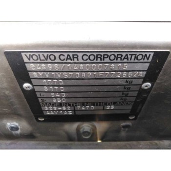 volvo s40 berlina del año 2001