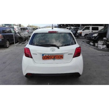 toyota yaris (_p13_) del año 2015