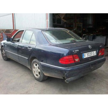 mercedes-benz clase e (w210) del año 1995