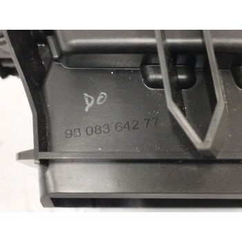 Recambio de rejilla aireadora para peugeot expert furgón v 1.5 bluehdi 120 referencia OEM IAM 9808364277 LADO DERECHO 