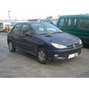 peugeot 206 berlina del año 2000