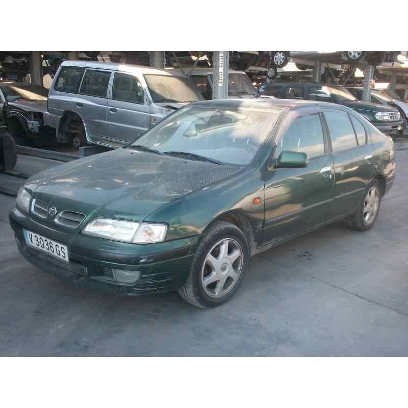 nissan primera berlina (p11) del año 1999