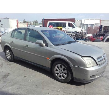 opel vectra c berlina del año 2004