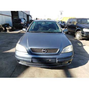 opel astra g berlina del año 2001