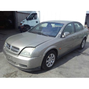 opel vectra c berlina del año 2004