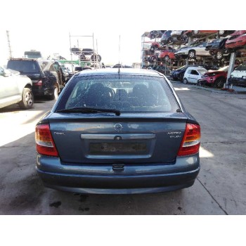 opel astra g berlina del año 2001