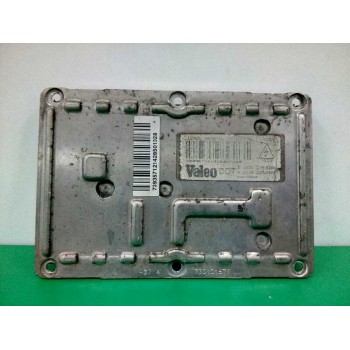 Recambio de centralita faros xenon para volvo xc90 d5 summum referencia OEM IAM 73160087  