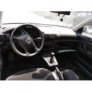 volkswagen passat berlina (3b2) del año 1998