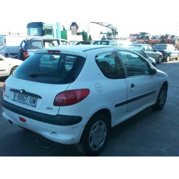 peugeot 206 berlina del año 1999