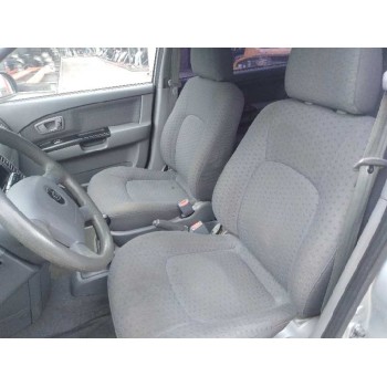 kia carens del año 2003