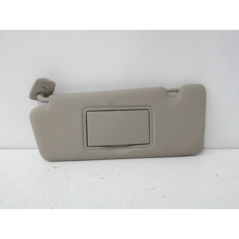 Recambio de parasol izquierdo para renault clio iv 1.5 dci diesel fap referencia OEM IAM 964012136R  