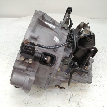 Recambio de caja cambios para nissan x-trail (t30) 2.2 dci diesel cat referencia OEM IAM 8H5 EQ060 