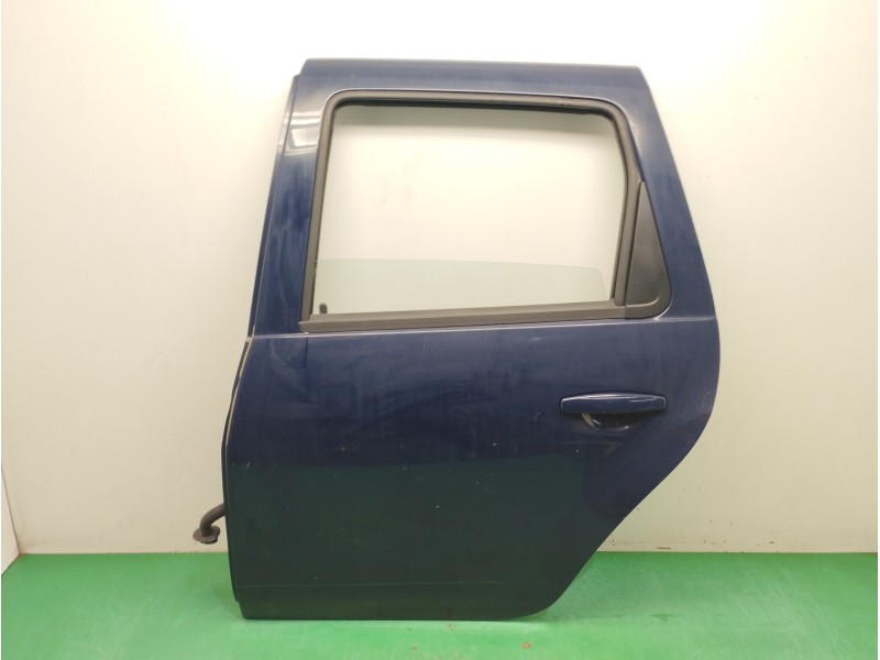 Recambio de puerta trasera izquierda para dacia duster 1.5 dci diesel fap cat referencia OEM IAM  OBSERVAR FOTOS 