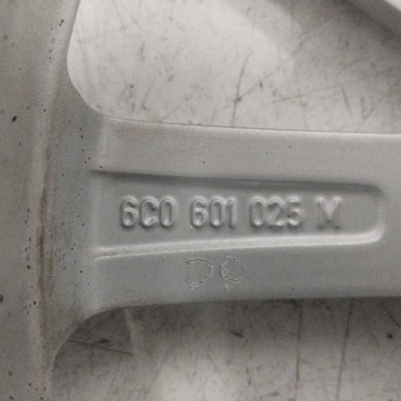 LLANTA 6JX15H2 ET40 5H 5X100