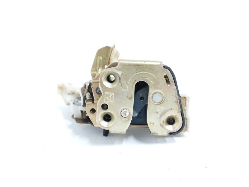 Recambio de cerradura puerta trasera izquierda para nissan terrano/terrano.ii (r20) 2.7 turbodiesel referencia OEM IAM 8255350J0 Recambio de cerradura puerta trasera izquierda para nissan terrano/terrano.ii (r20) 2.7 turbodiesel referencia OEM IAM 8255350J0