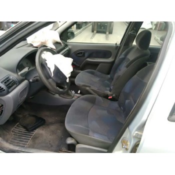 renault clio ii fase i (b/cbo) del año 2001