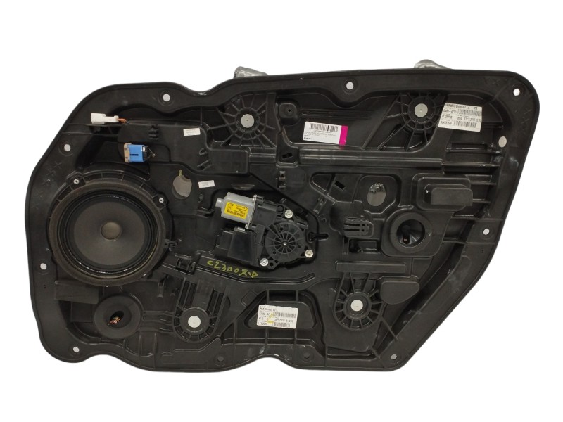 Recambio de elevalunas delantero derecho para kia cee´d 1.4 cat referencia OEM IAM 82480A2111 82460A2010 Recambio de elevalunas delantero derecho para kia cee´d 1.4 cat referencia OEM IAM 82480A2111 82460A2010