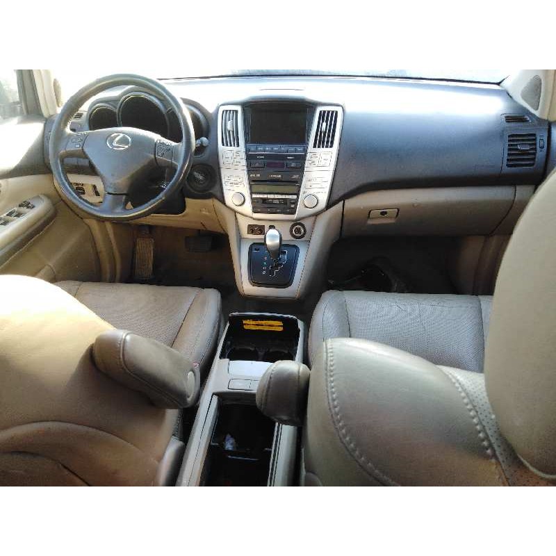 PUERTA DELANTERA IZQUIERDA