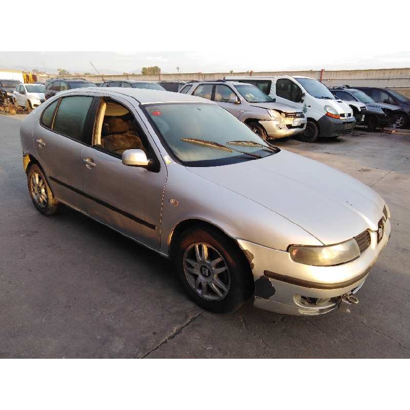 SEAT LEON (1M1)
