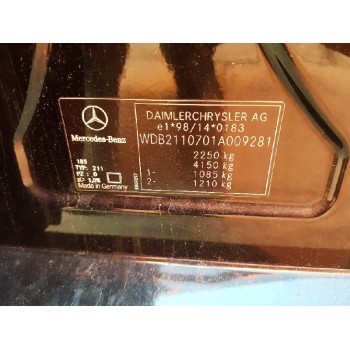 mercedes-benz clase e (w211) berlina del año 2002