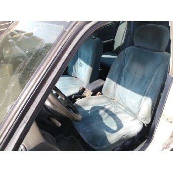 nissan primera berl./familiar (p10/w10) del año 1992