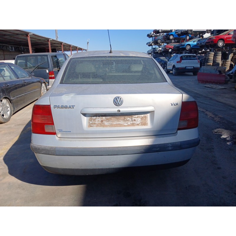 VOLKSWAGEN PASSAT B5 (3B2) 1998