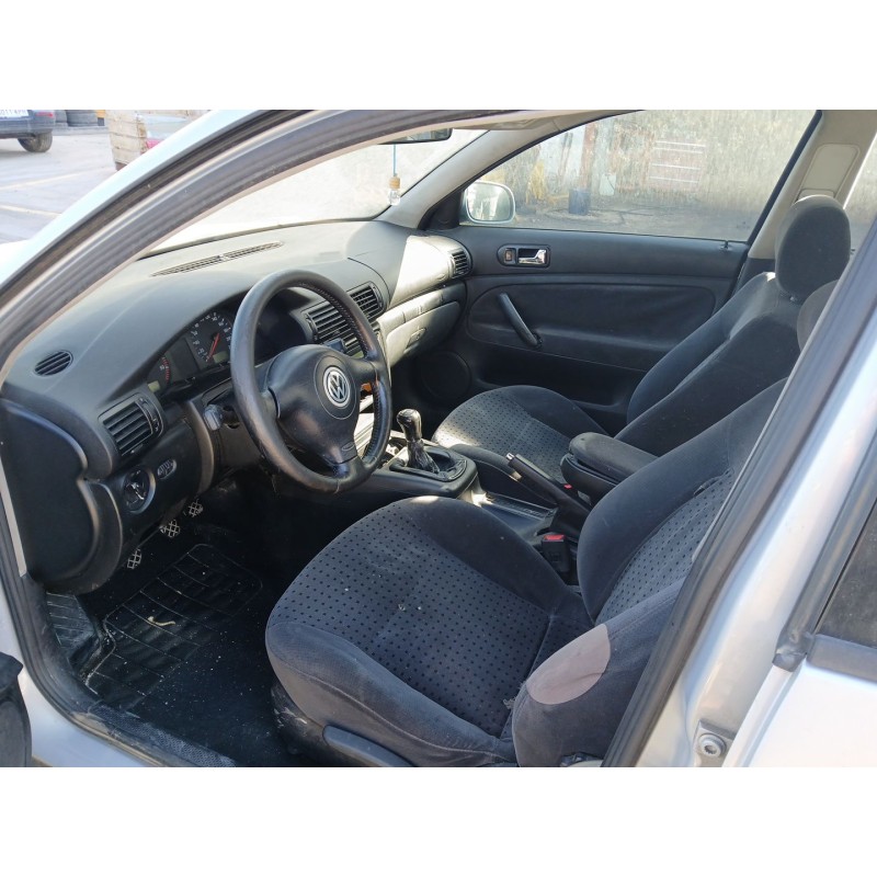 VOLKSWAGEN PASSAT B5 (3B2) 1998