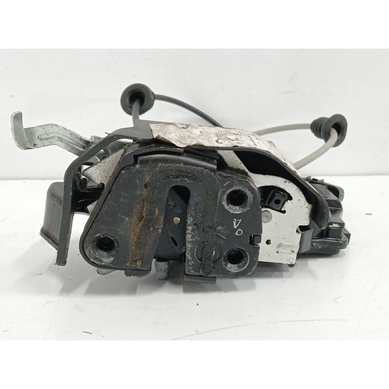 Recambio de cerradura puerta trasera izquierda para kia carens iii monospace (un) 2.0 crdi 140 referencia OEM IAM   