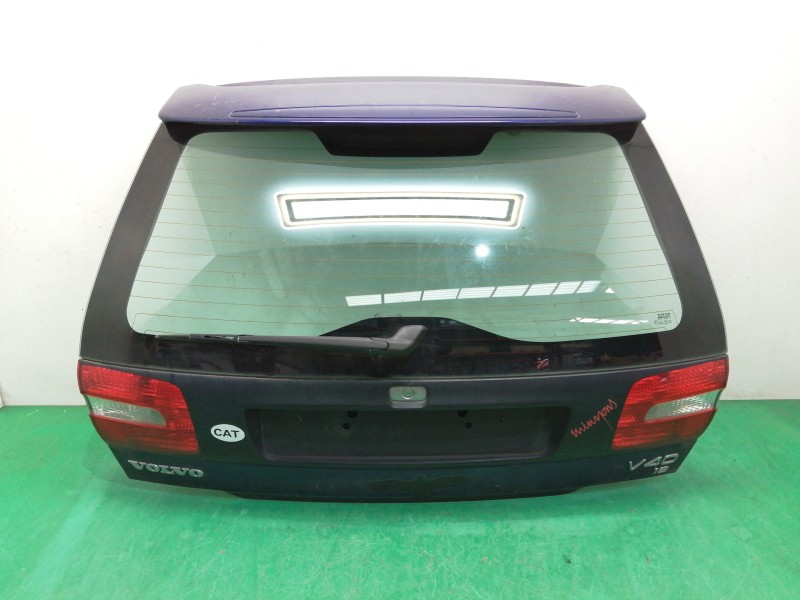 Recambio de porton trasero para volvo v40 familiar 1.8 16v referencia OEM IAM  OBSERVAR FOTOS 